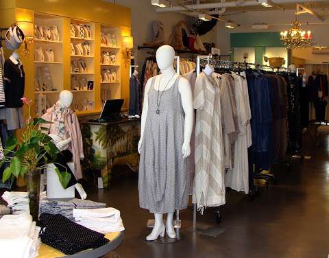 L & Co - Women's Clothing Store - Southampton Ontario